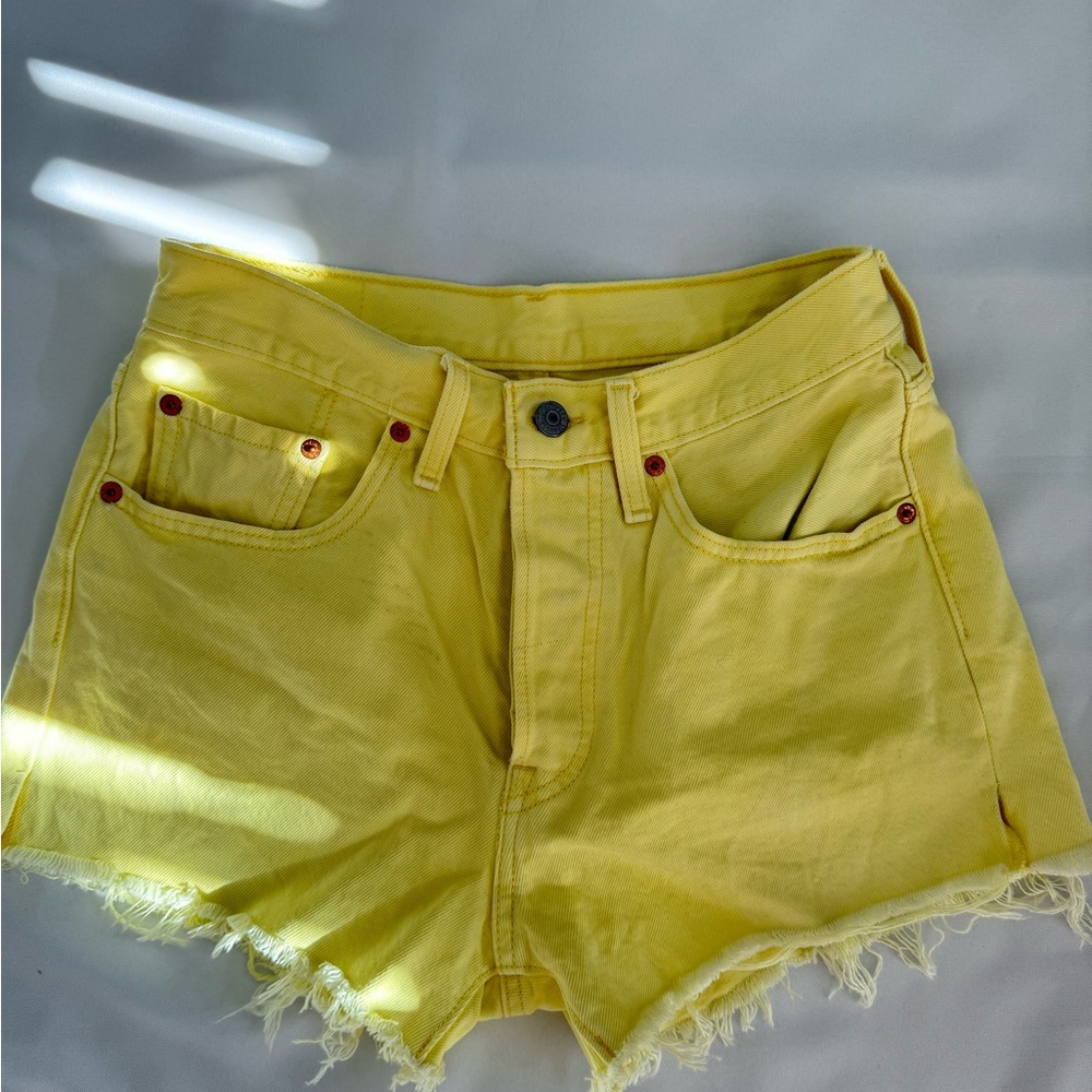 Levi's Yellow 501 Jean Shorts for Women size S